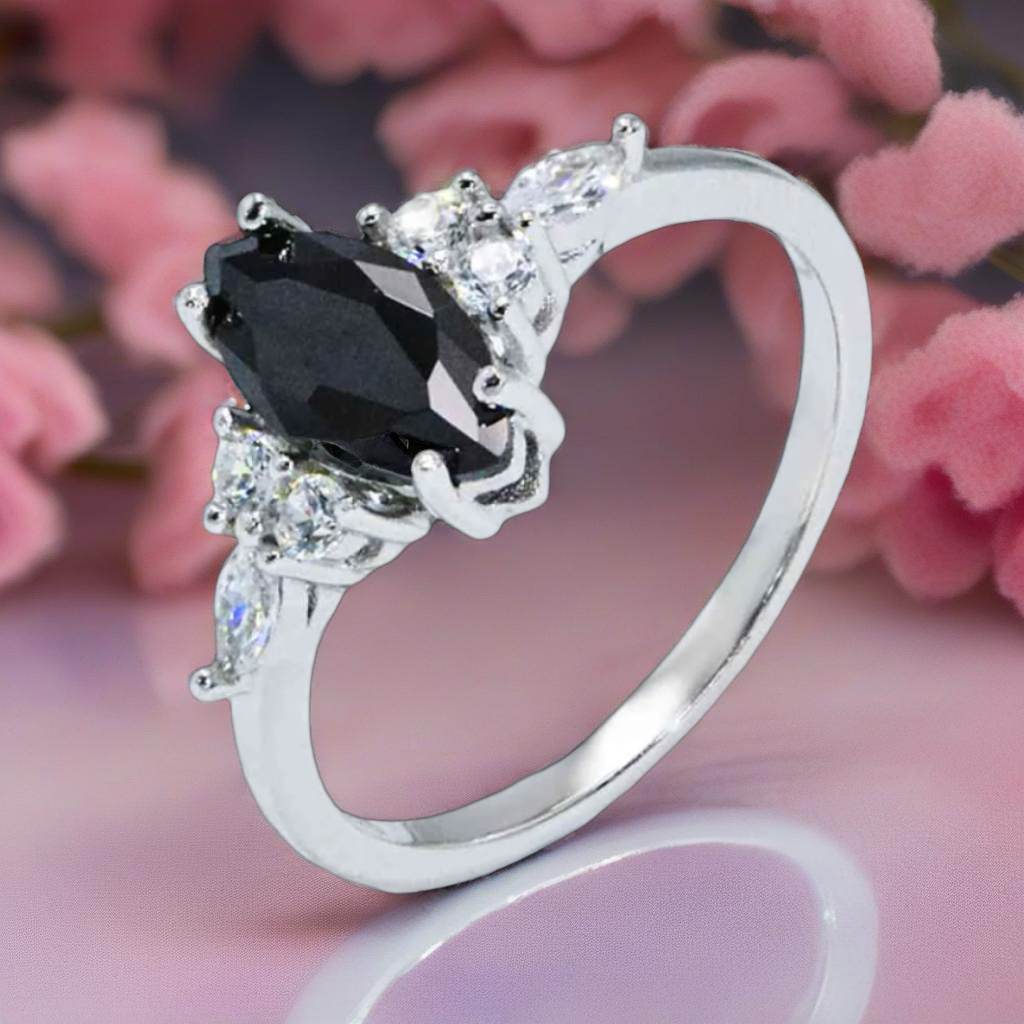 Sterling Silver Black Agate Ring