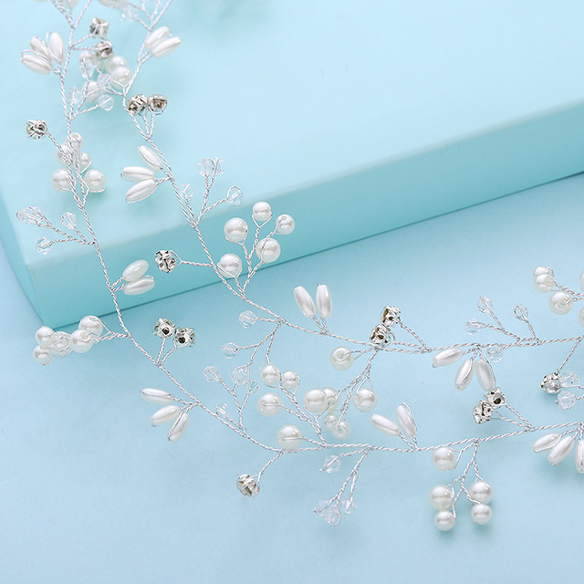 Crystal & Pearl Hair Accessory