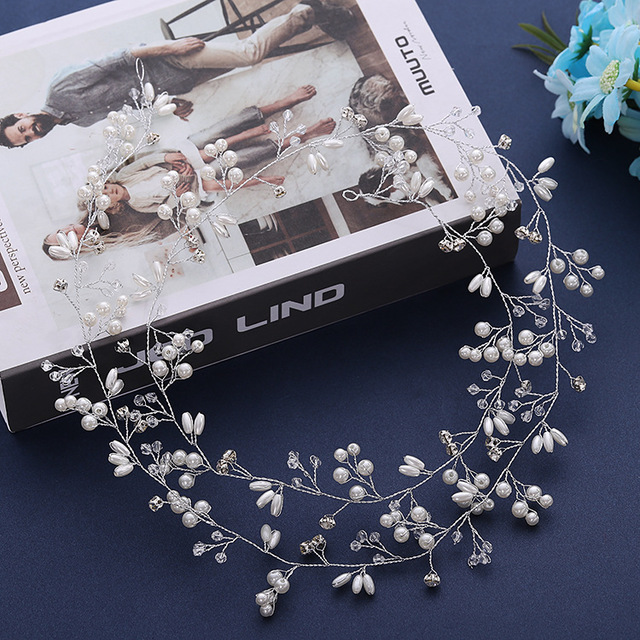 Crystal & Pearl Hair Accessory