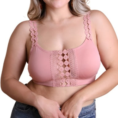 Plus Size Eye Lace Applique Bralette