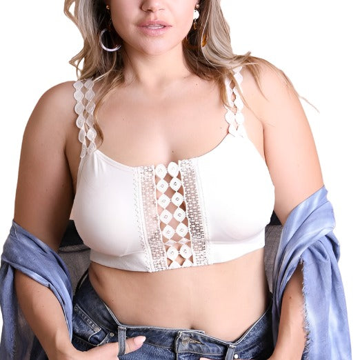 Plus Size Eye Lace Applique Bralette