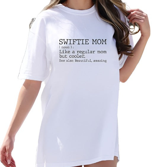 Swiftie Mom Graphic Tee