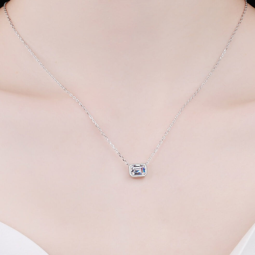 Lustrous Radiance 1 Carat Moissanite Pendant Necklace