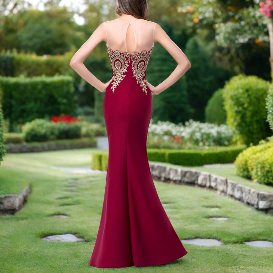 Bodycon Sweetheart Neck Gown