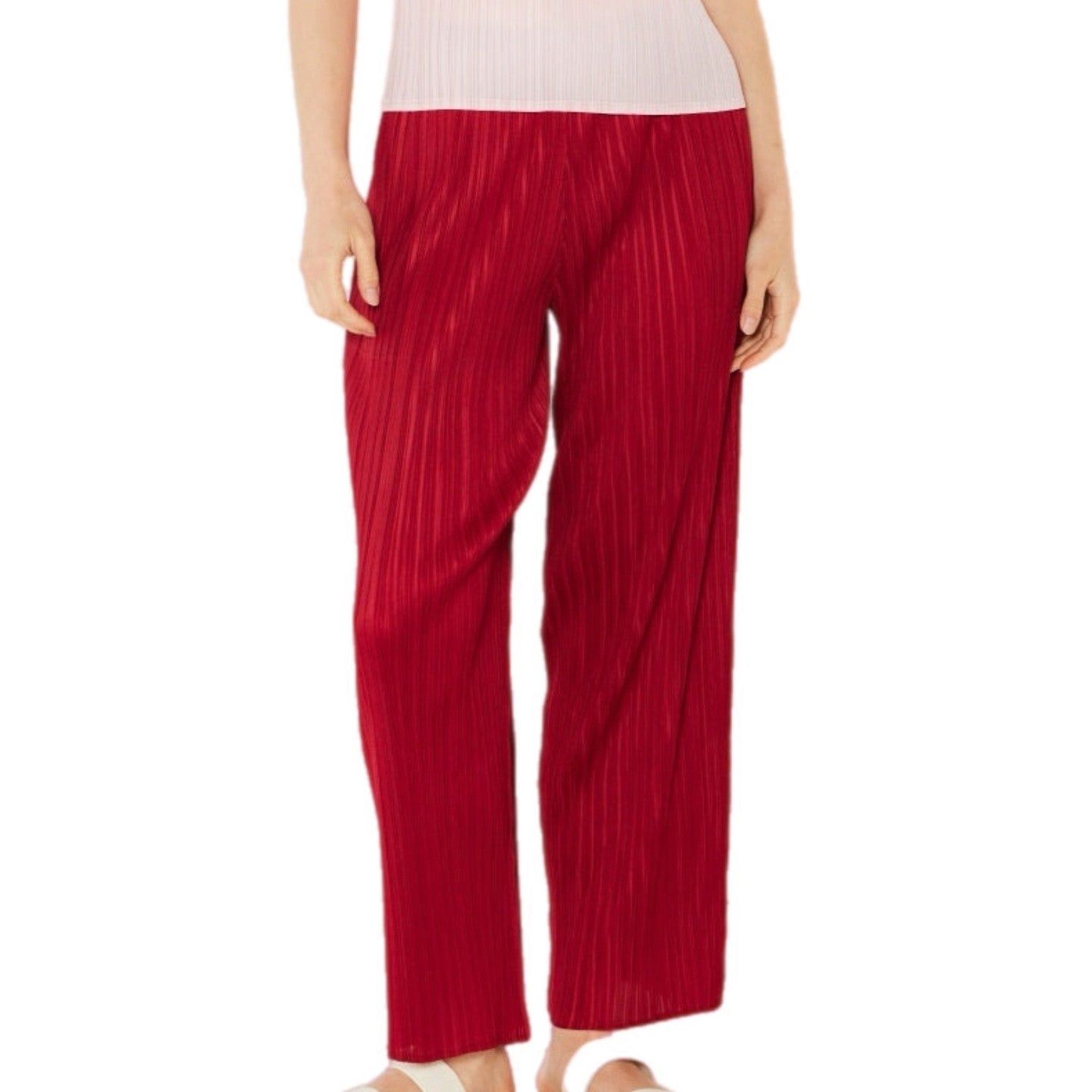 Pleated Straight Pants