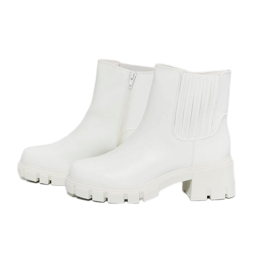 MMShoes What It Takes Lug Sole Chelsea Boots in White