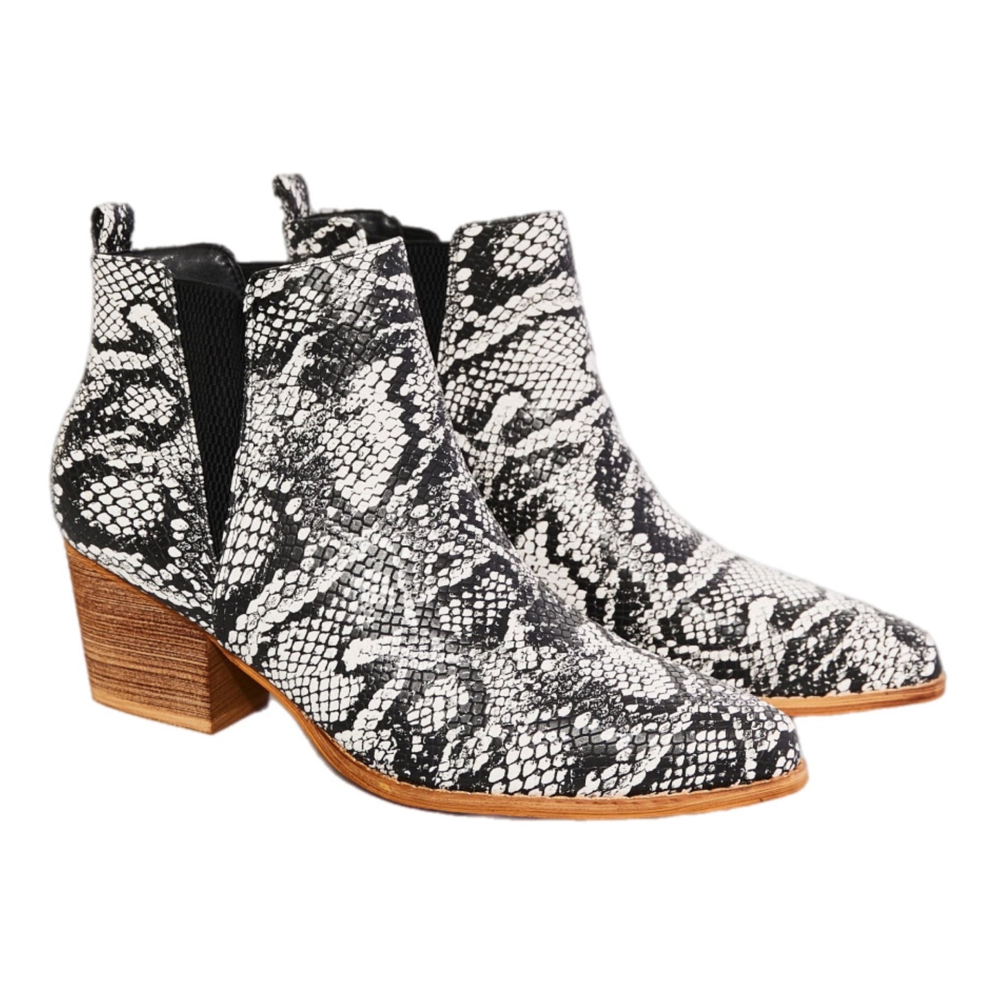 Point Toe Bootie in Snakeskin