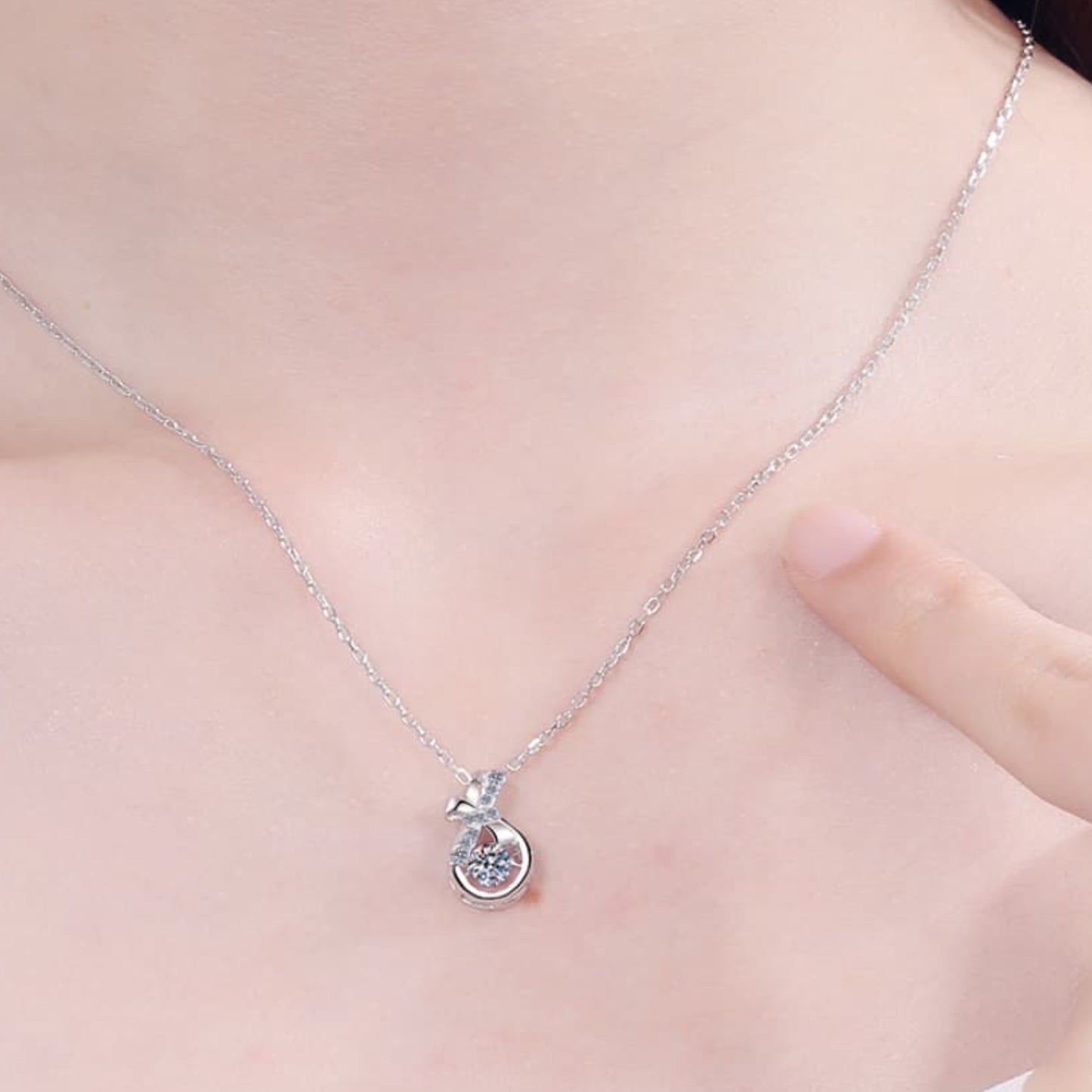 1 Carat Moissanite Necklace