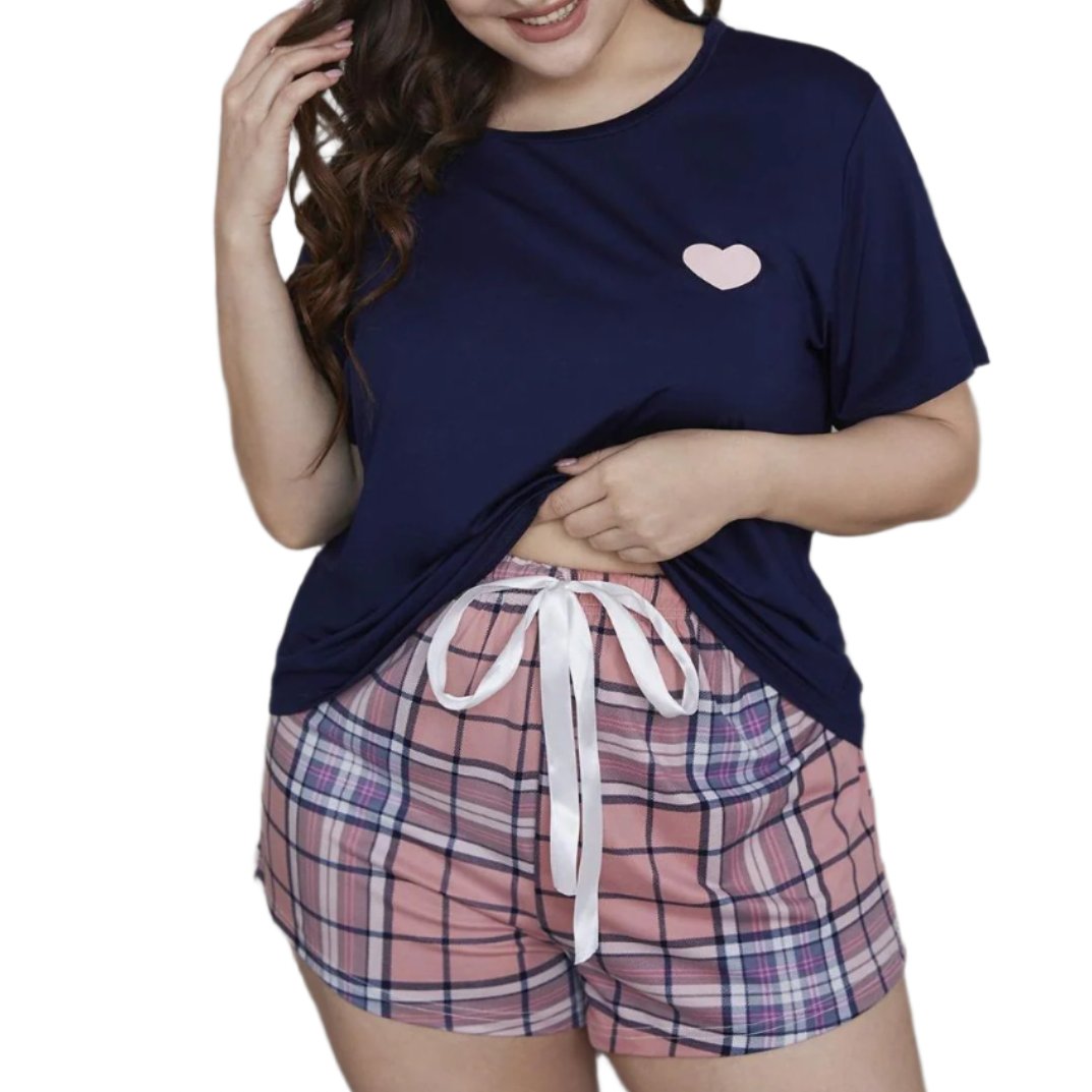 Plus Size Heart Graphic Top & Plaid Shorts Pajama Set