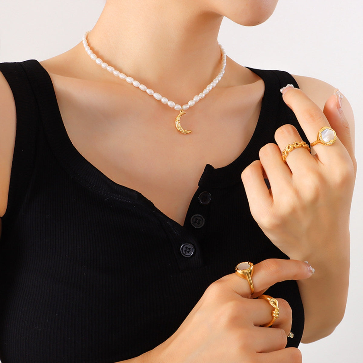 Lunar Pearl Elegance Necklace