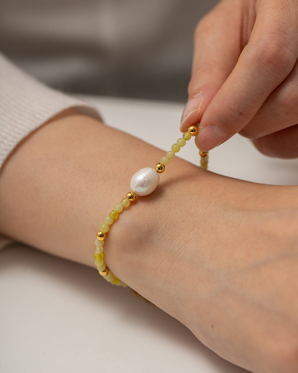 Yellow Agate & Freshwater Pearl Bracelet