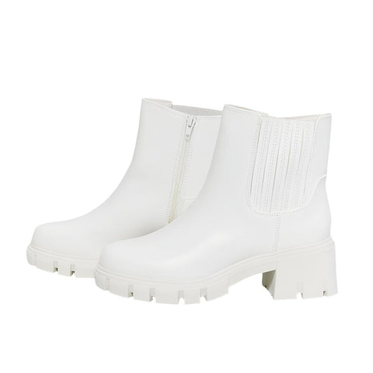 Lug Sole Chelsea Boots in White