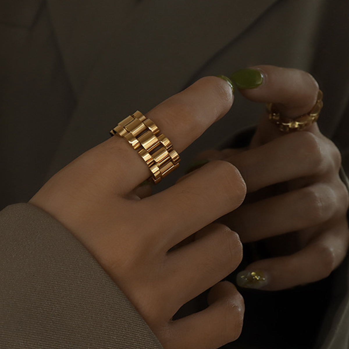 Urban Armor Link Ring