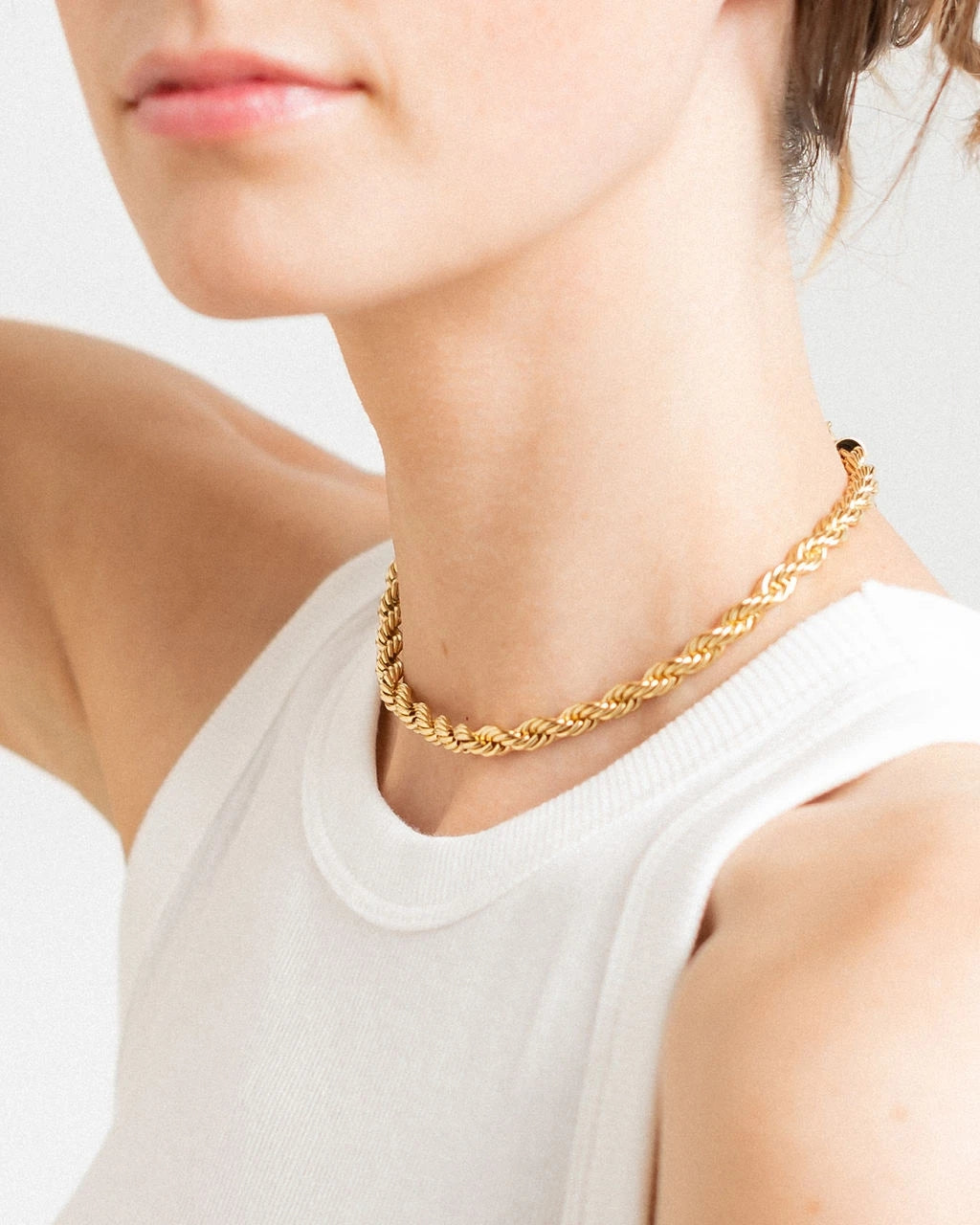 Gold Twisted Chain Choker Necklace