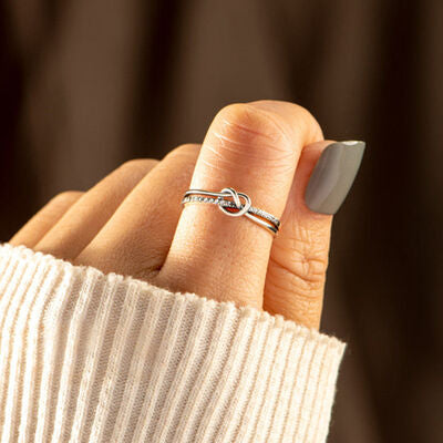 Double-Layered Knot Ring